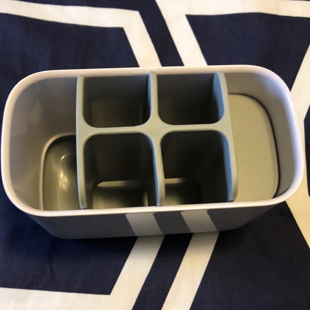 Bathroom Caddy Toothbrushes Semi New
